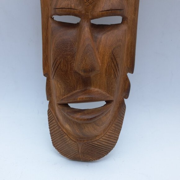 Wood Indonesian Tribal Mask - Picture 10 of 11